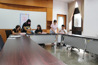 114年9月9日文學院院長交接10圖片